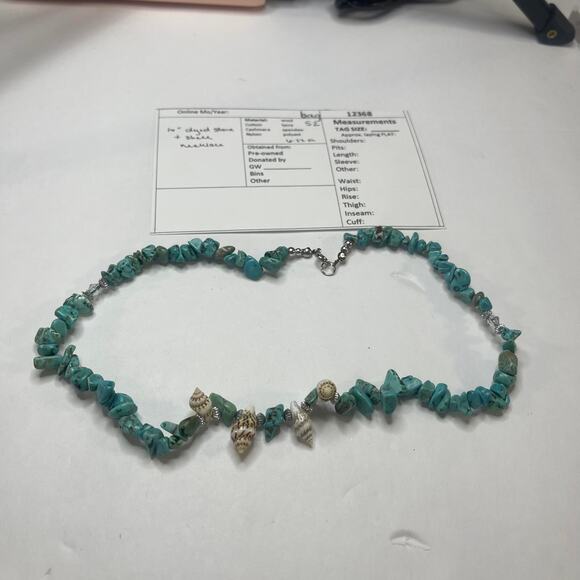 Teal Turquoise dyed stone chip beaded necklace with sea shells boho trendy - Picture 9 of 9